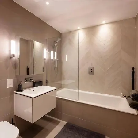 Aparm33 Apartman *